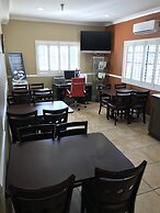 Ramada by Wyndham San Diego Poway Miramar