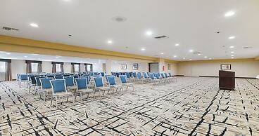 Best Western Plus Heritage Inn