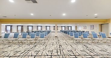 Best Western Plus Heritage Inn