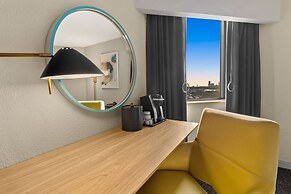 Crowne Plaza Houston Med Ctr-Galleria Area by IHG
