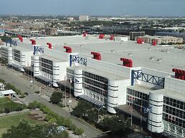 Crowne Plaza Houston Med Ctr-Galleria Area by IHG