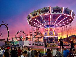 Crowne Plaza Dallas Market Ctr - Love Field by IHG