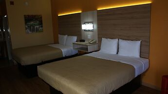 HomeTown Inn & Suites