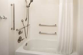 Hampton Inn & Suites Nashville-Airport