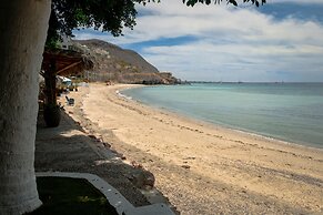 La Concha Beach Hotel & Club