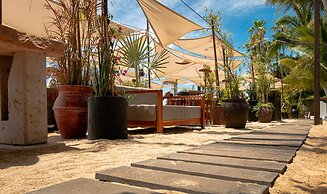 La Concha Beach Hotel & Club