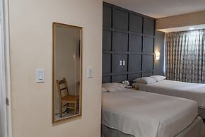 La Concha Beach Hotel & Club
