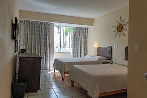 La Concha Beach Hotel & Club