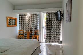 La Concha Beach Hotel & Club