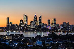 Metro Hotel Perth