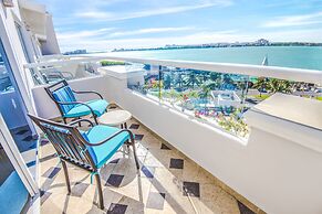 Wyndham Alltra Cancun All Inclusive Resort