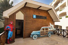 Wyndham Alltra Cancun All Inclusive Resort