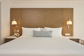 Wyndham Alltra Cancun All Inclusive Resort