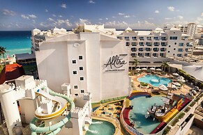 Wyndham Alltra Cancun All Inclusive Resort