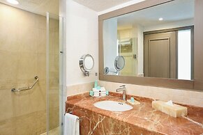 Wyndham Alltra Cancun All Inclusive Resort