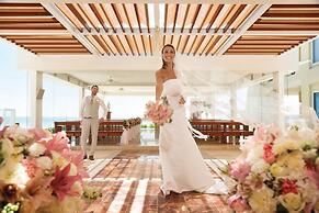 Wyndham Alltra Cancun All Inclusive Resort