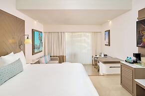 Wyndham Alltra Cancun All Inclusive Resort