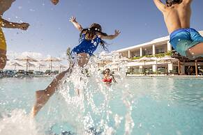 Wyndham Alltra Cancun All Inclusive Resort