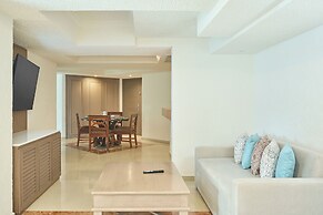 Wyndham Alltra Cancun All Inclusive Resort