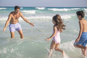 Wyndham Alltra Cancun All Inclusive Resort