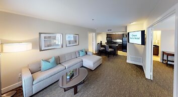 Chase Suites Hotel Brea-Fullerton