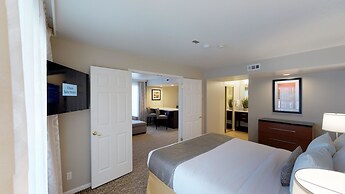 Chase Suite Hotel Newark-Fremont