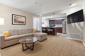 Chase Suite Hotel Newark-Fremont
