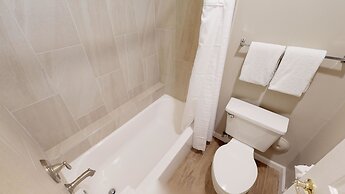 Chase Suite Hotel Newark-Fremont