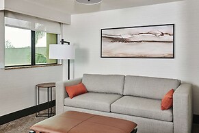 DoubleTree by Hilton Fullerton