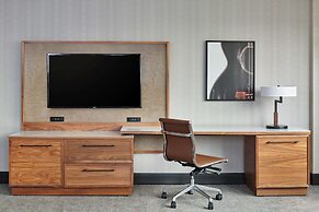 DoubleTree by Hilton Fullerton