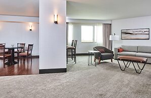 DoubleTree by Hilton Fullerton