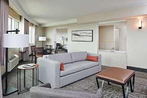 DoubleTree by Hilton Fullerton