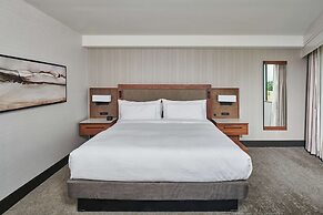 DoubleTree by Hilton Fullerton