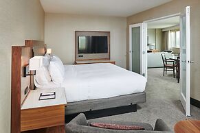DoubleTree by Hilton Fullerton