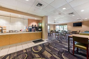 La Quinta Inn & Suites by Wyndham Ft Lauderdale Cypress Cr