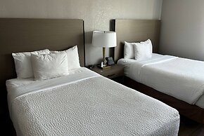 La Quinta Inn & Suites by Wyndham Ft Lauderdale Cypress Cr