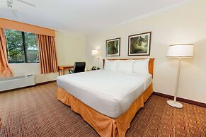 La Quinta Inn & Suites by Wyndham Ft Lauderdale Cypress Cr