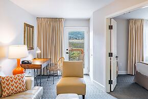 Ashland Hills Hotel & Suites