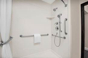 Ashland Hills Hotel & Suites