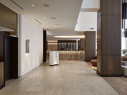 Vogue Hotel Montreal Downtown, Curio Collection by Hilton