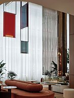 Vogue Hotel Montreal Downtown, Curio Collection by Hilton