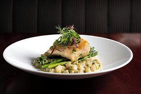 Metropolitan Hotel Vancouver