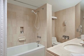 Metropolitan Hotel Vancouver