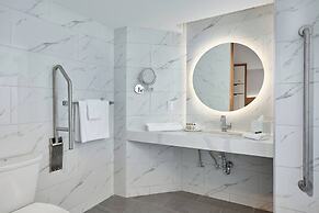 Metropolitan Hotel Vancouver