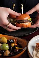 Metropolitan Hotel Vancouver