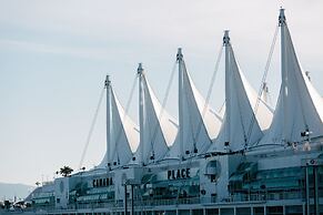 Metropolitan Hotel Vancouver