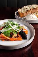 Metropolitan Hotel Vancouver