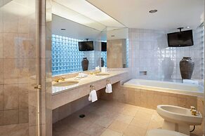 Metropolitan Hotel Vancouver