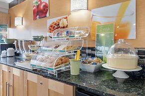 Quality Inn & Suites Mayo Clinic Area