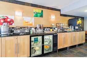 Quality Inn & Suites Mayo Clinic Area